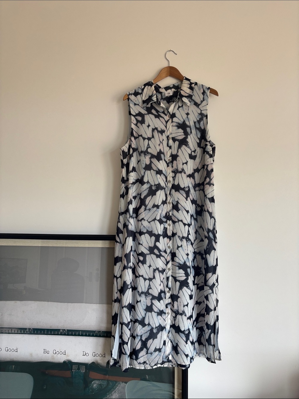 CAbi Black & White Floral Sleeveless Midi Shirt Dress